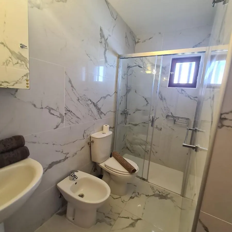 Apartmento Parque Royale I 阿德耶 0*,  西班牙
