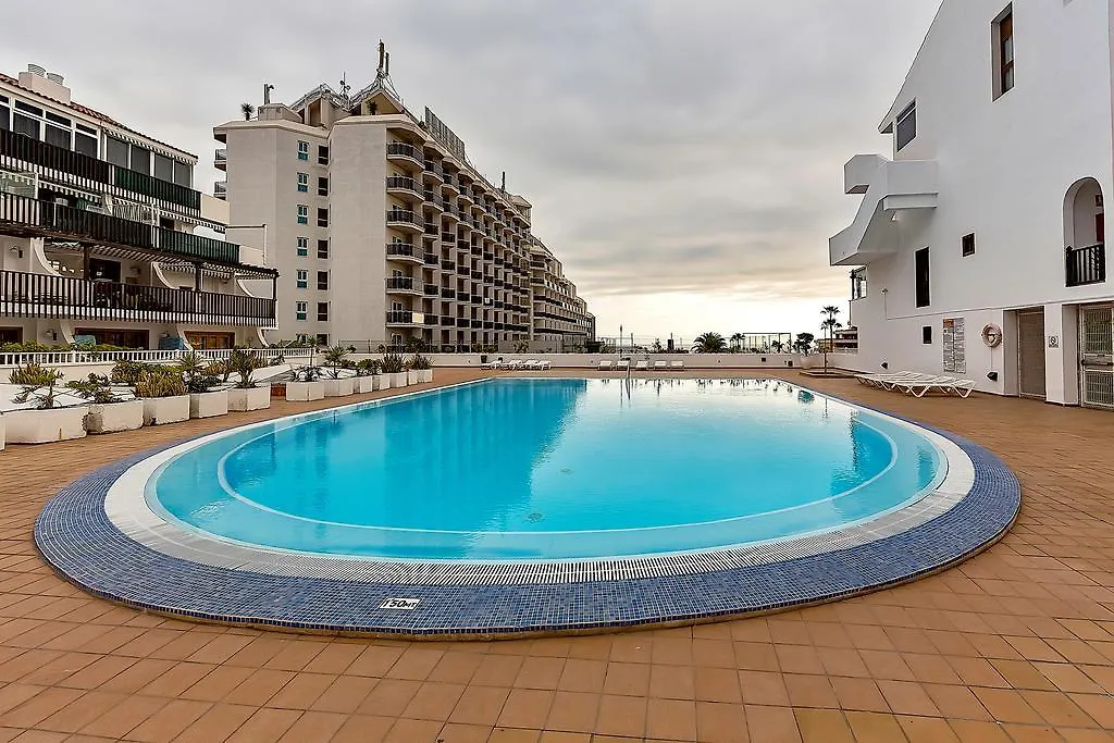 公寓 Apartmento Parque Royale I 阿德耶