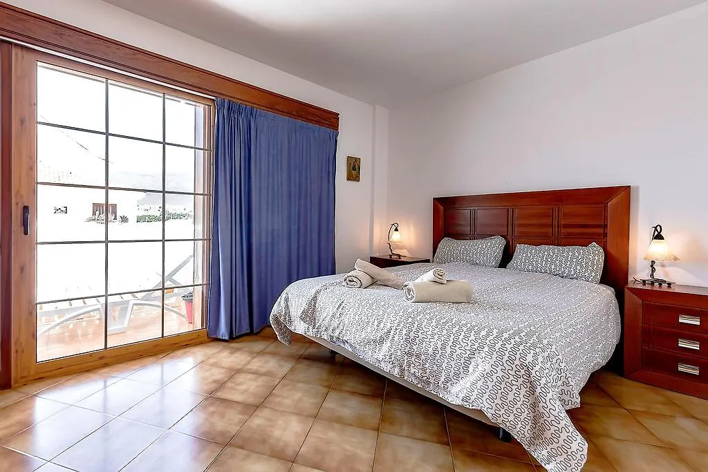 Apartmento Parque Royale I 阿德耶 0*,  西班牙