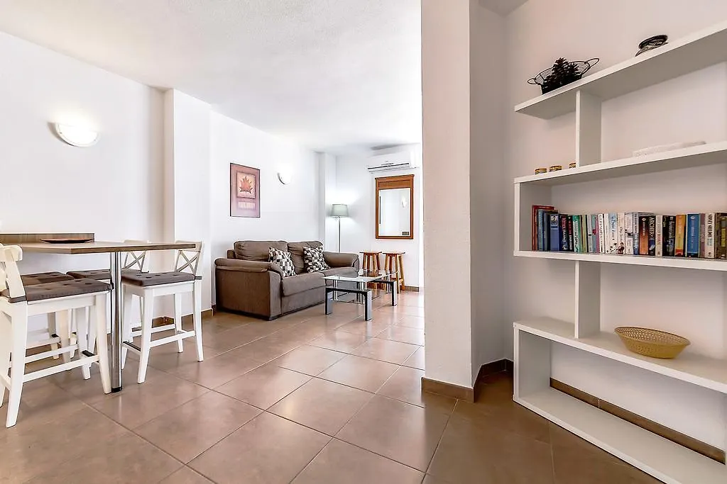 Apartmento Parque Royale I 阿德耶 公寓