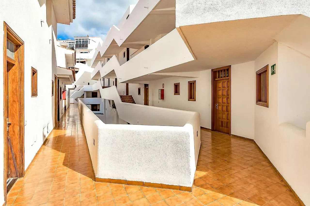 Apartmento Parque Royale I 阿德耶 公寓